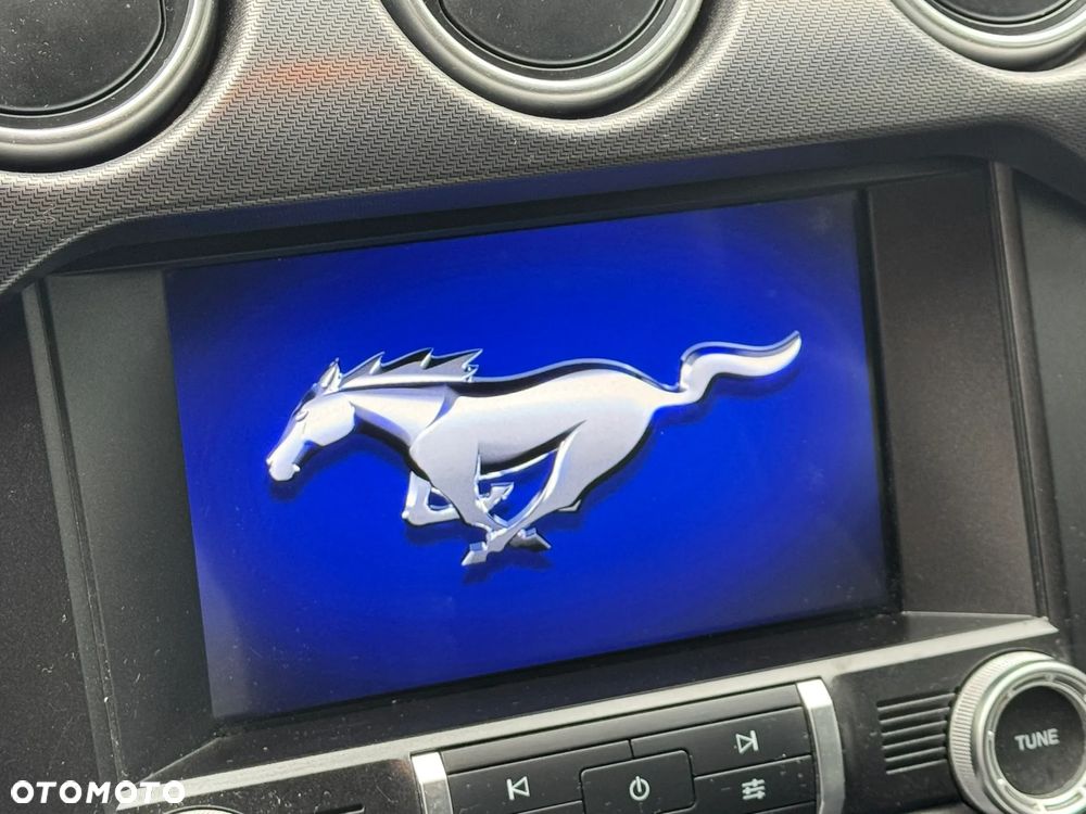 Ford Mustang 5.0 V8 GT - 40