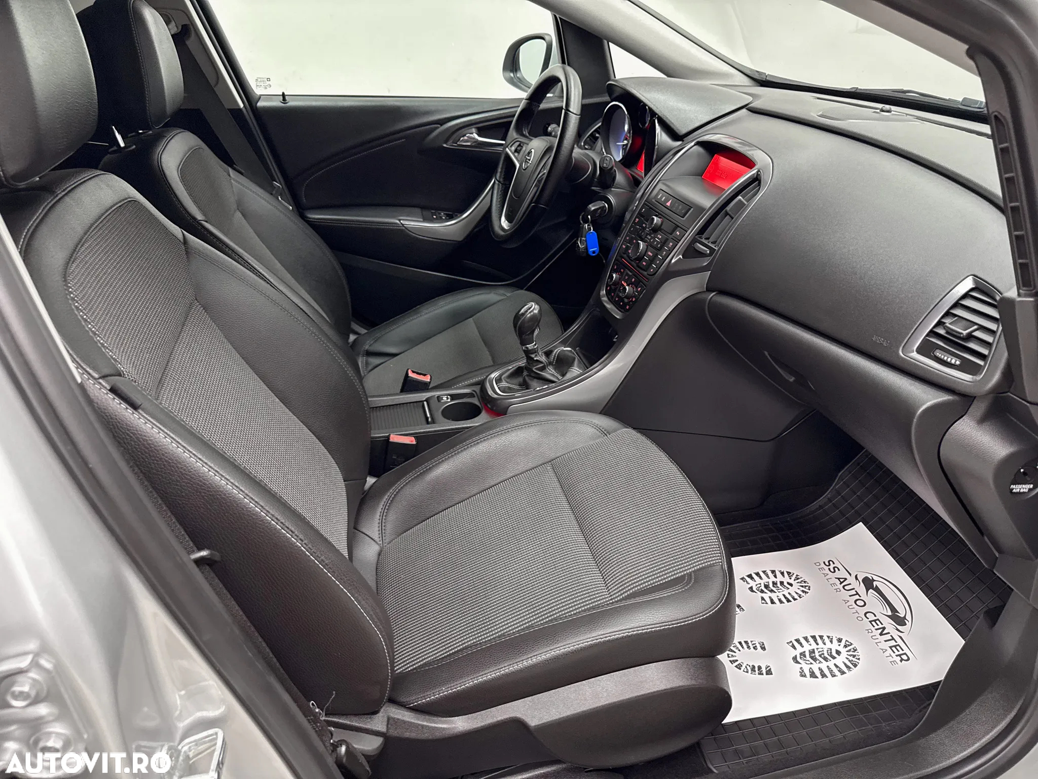 Opel Astra 2.0 CDTI DPF Design Edition - 14