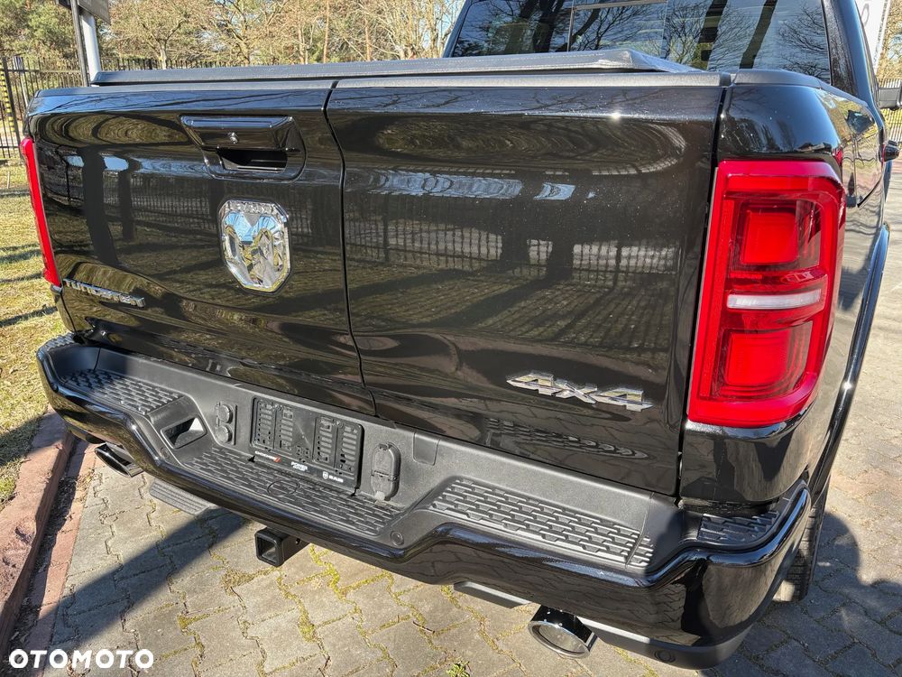 RAM 1500 Tungsten - 9