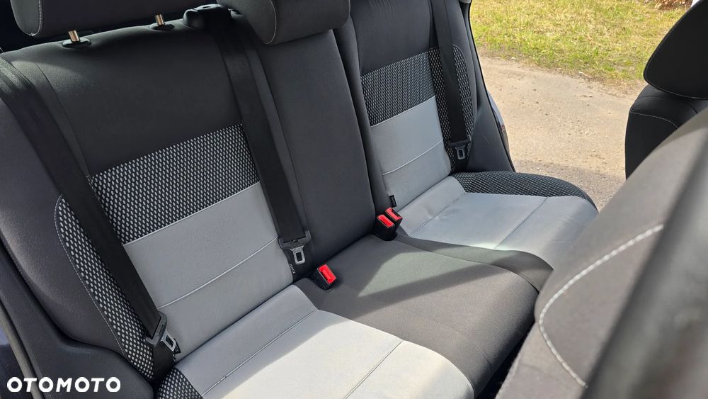 Volkswagen Polo 1.4 CrossPolo - 32