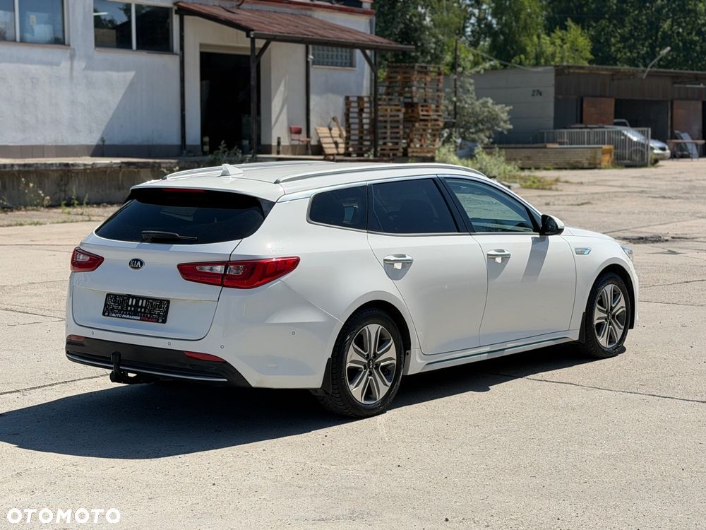 Kia Optima Plug-in Hybrid - 4