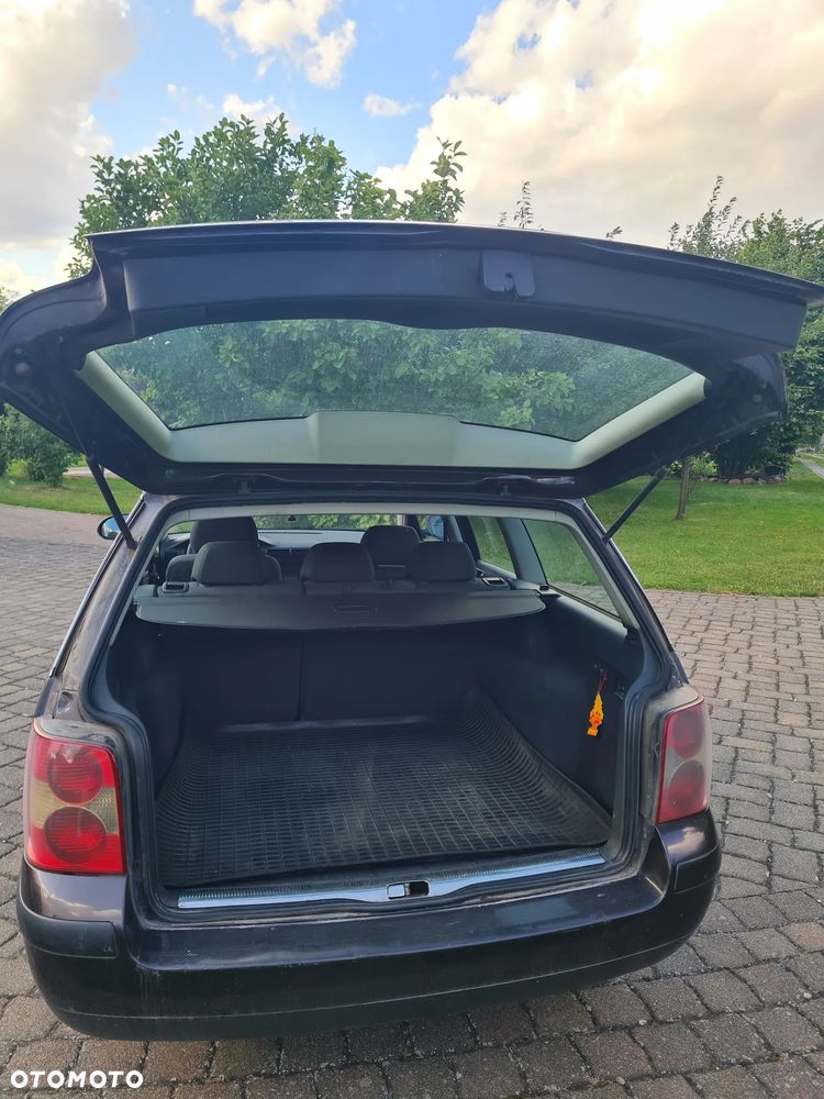 Volkswagen Passat 1.9 TDI Highline Tiptr - 10