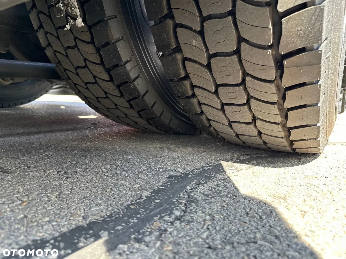 MAN TGX 18.510 4x2 LL SA - 11