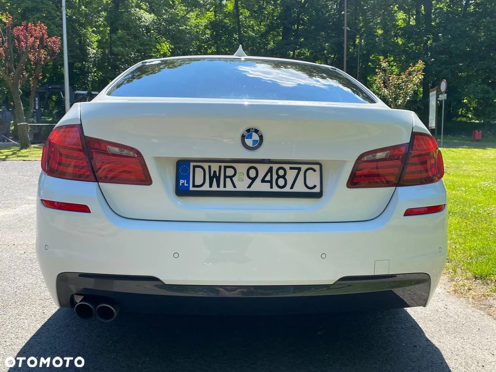 BMW Seria 5 528i xDrive - 8
