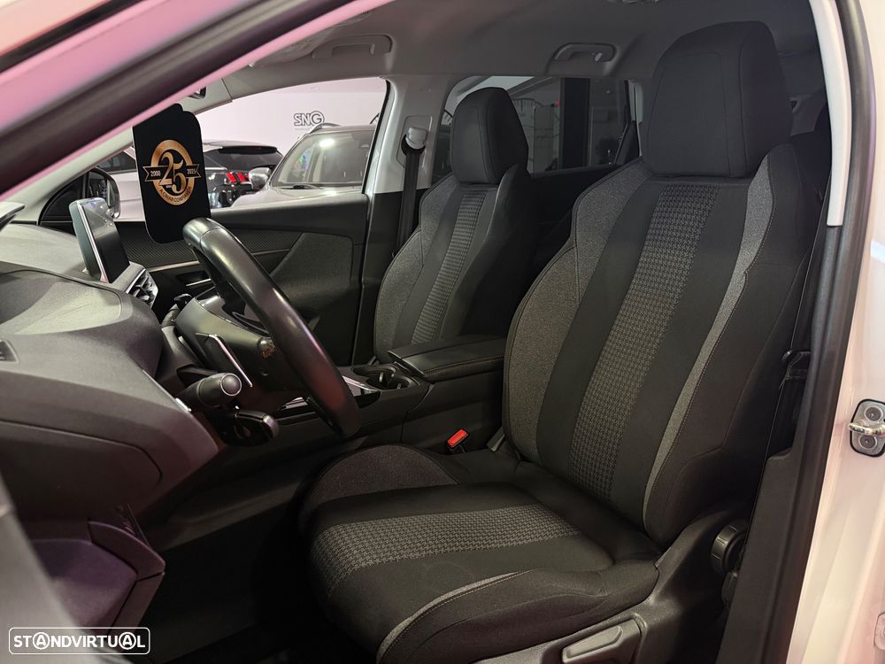 Peugeot 5008 BlueHDI 120 EAT6 Active Business.Pack - 11