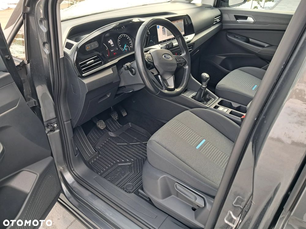 Ford Tourneo Connect Grand - 19