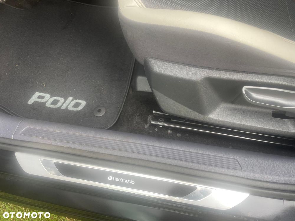 Volkswagen Polo - 12