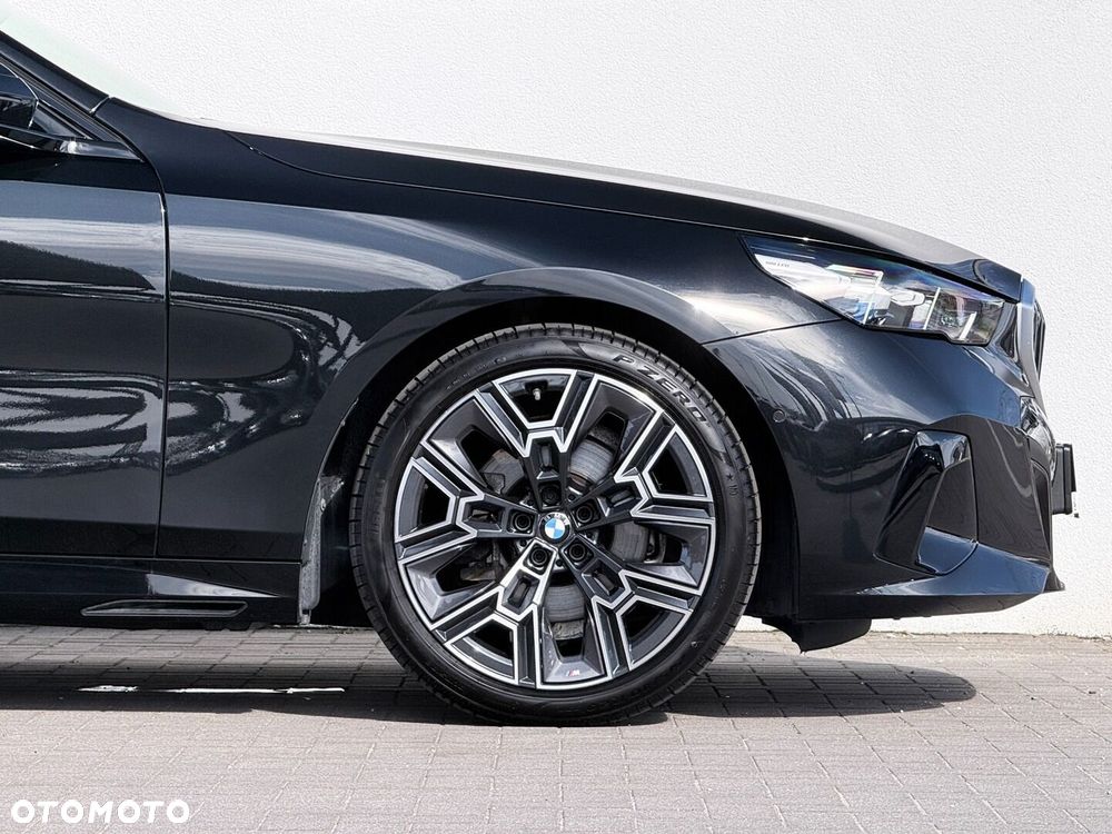 BMW Seria 5 - 13