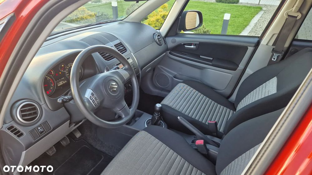 Suzuki SX4 1.6 VVT 4x4 Comfort - 11