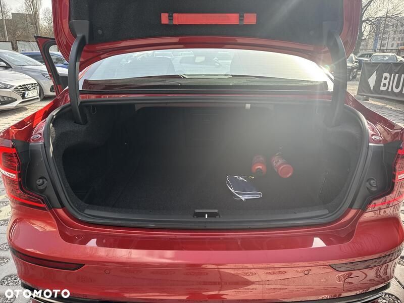 Volvo S60 B4 B R-Design - 18