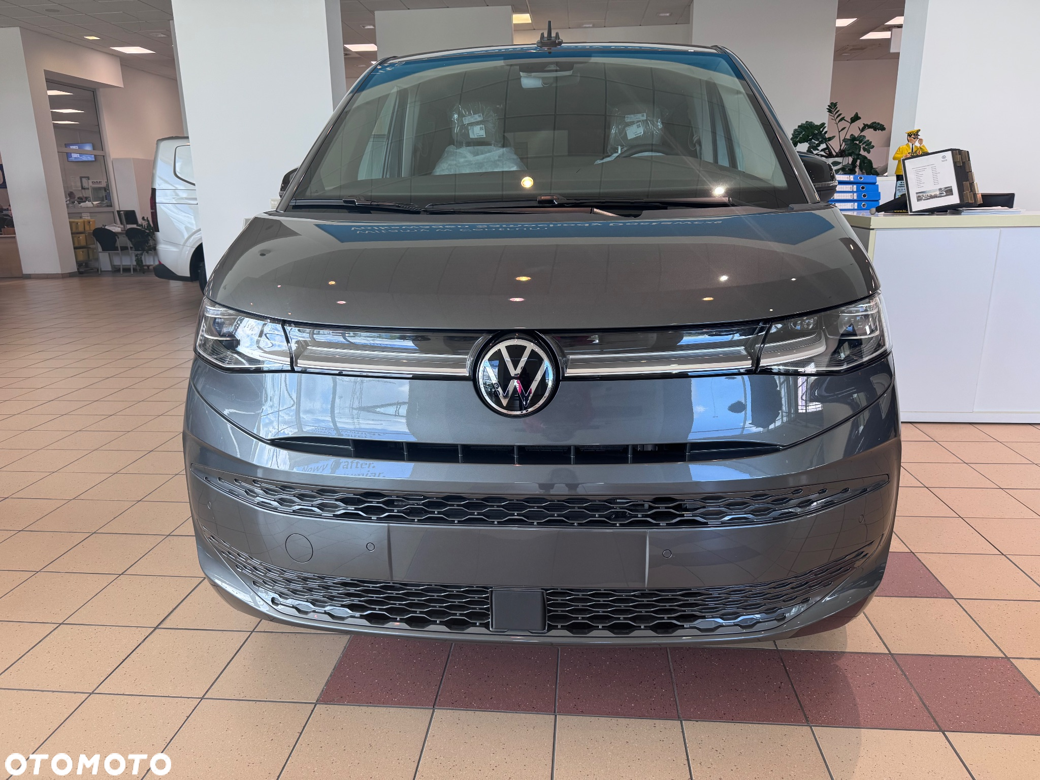 Volkswagen Multivan 2.0 TSI L2 Style DSG - 4