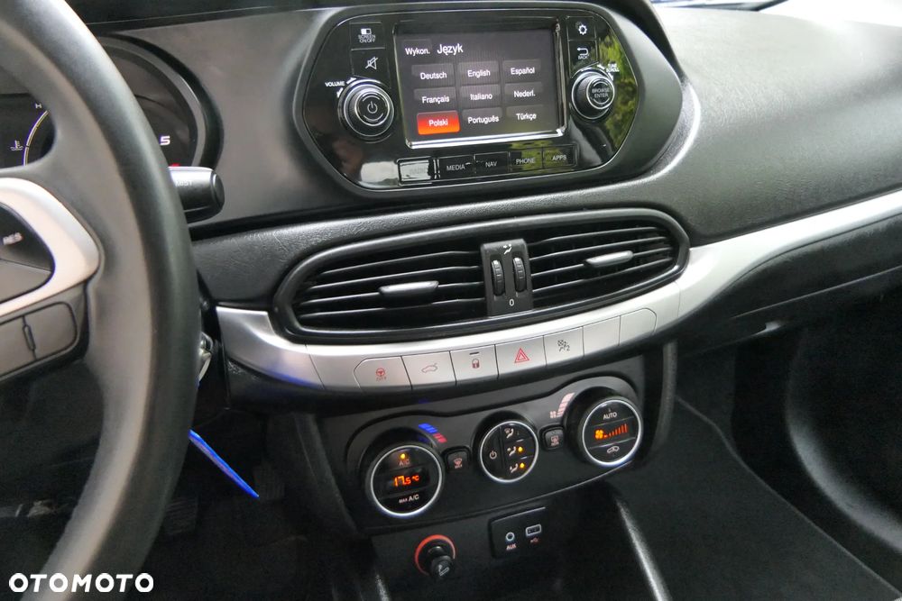 Fiat Tipo 1.4 16V Lounge - 24