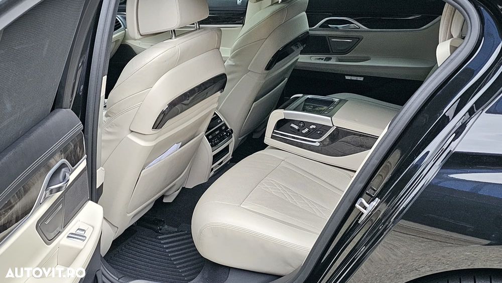 BMW Seria 7 740d xDrive - 7