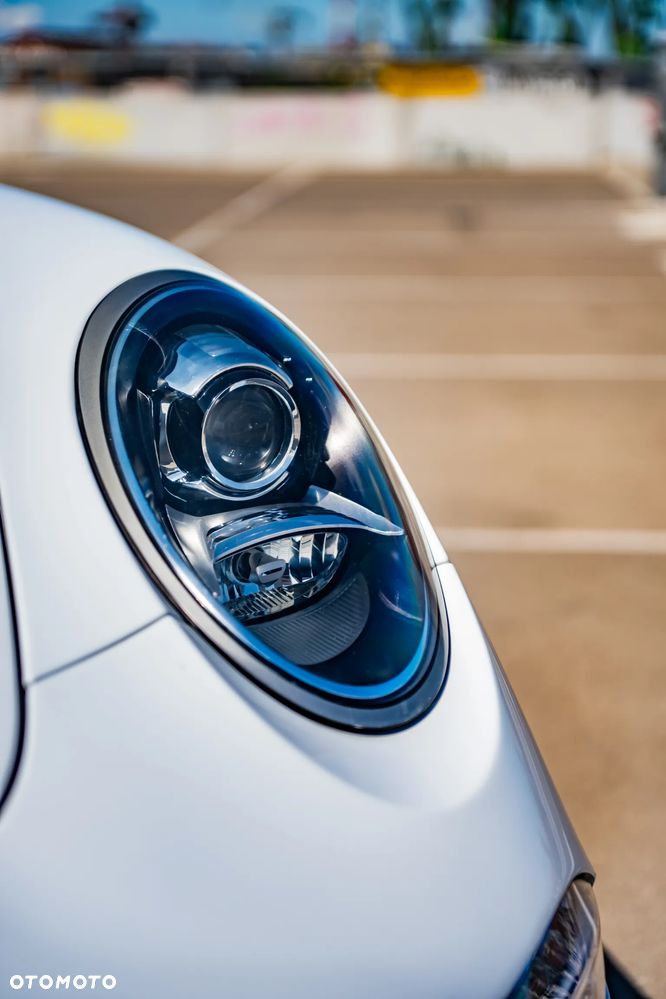 Porsche 911 Carrera PDK - 14