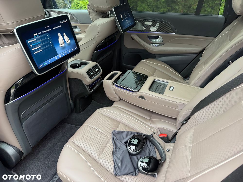 Mercedes-Benz Gls 2024 photo 3