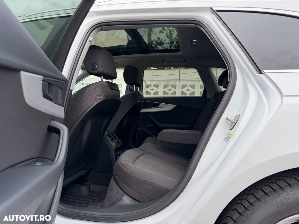 Audi A4 35 TDI S tronic MHEV S Line - 10