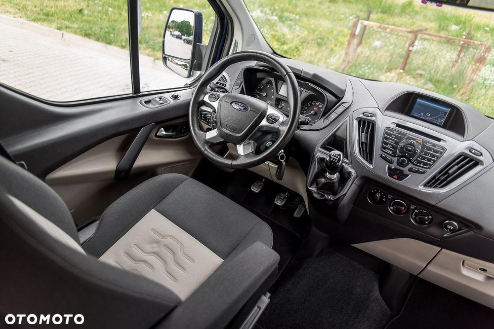 Ford Tourneo Custom 2.0 TDCi L1 Titanium - 34