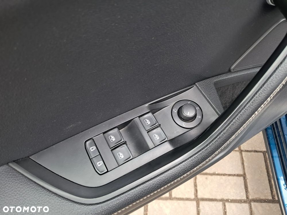 Skoda Superb 2.0 TDI SCR 4x4 Scout DSG - 21