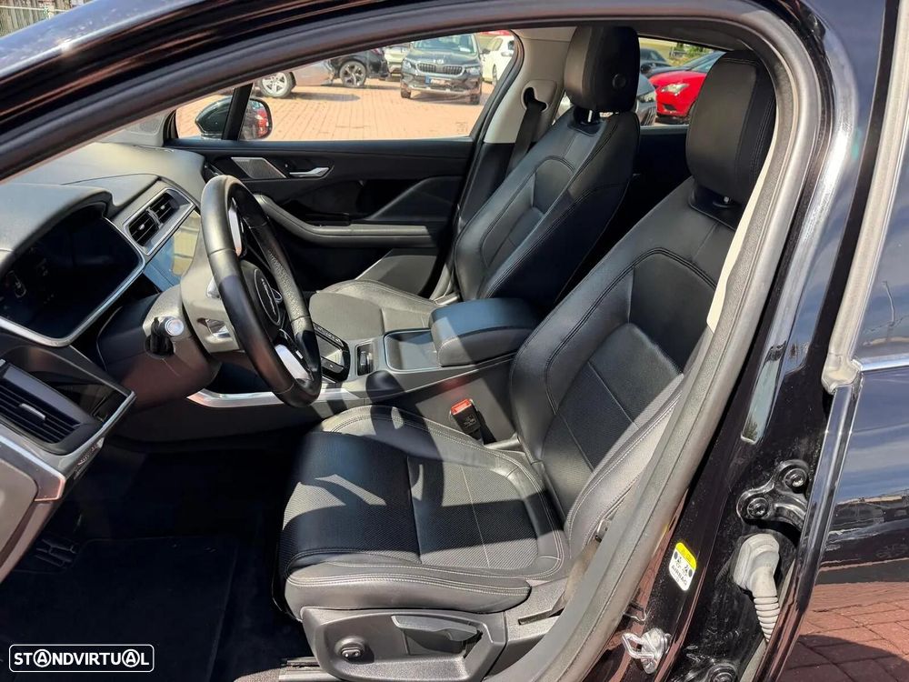 Jaguar I-Pace - 6