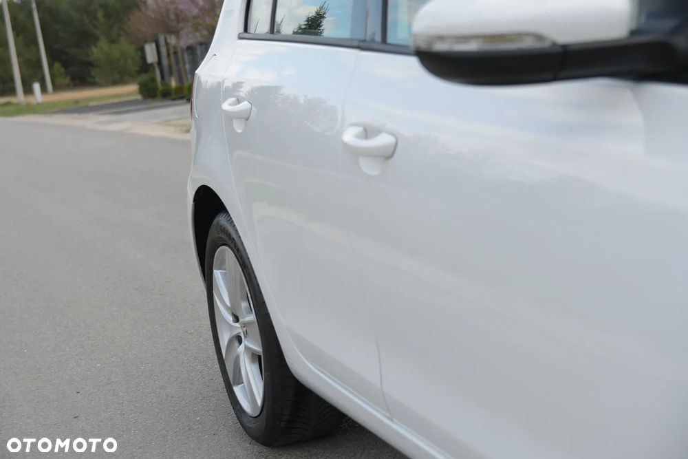 Volkswagen Golf - 13