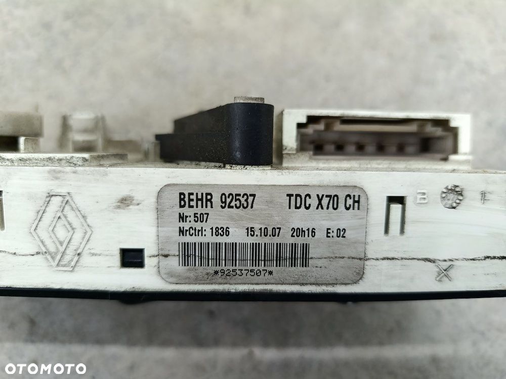 PANEL NAWIEWU RENAULT MASTER II FL 92537  BEHR - 1