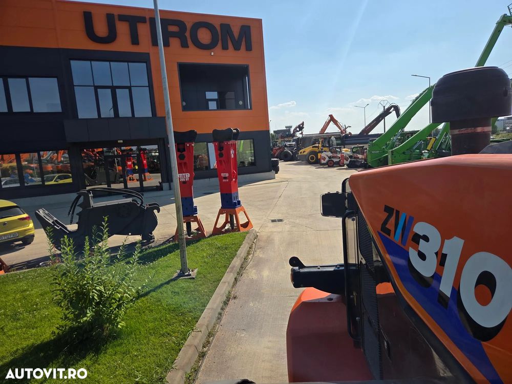 Hitachi ZW310-6, 2019, 7.734h, cupa 5mc, 28 tone, Gresare automata, Cantar, Anvelope Goodyear L5 70% ok, camera spate, consum 17,6l/h, descarca la 4,4m, motor 285CP, VIRARE JOYSTICK, revizii ok, STARE FOARTE BUNA, posibilitate leasing-PROMOTIE 98.750 eur+Tva - 22