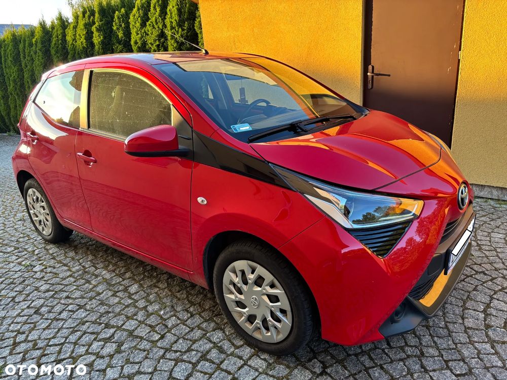 Toyota Aygo x-play - 4