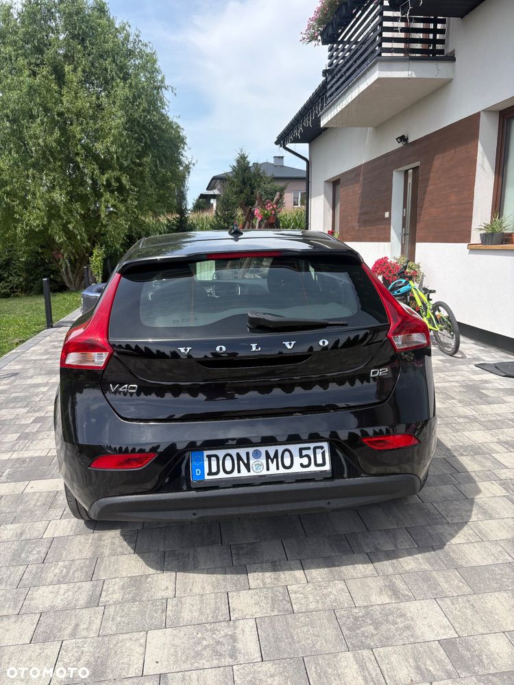 Volvo V40 D2 Drive-E Momentum - 12