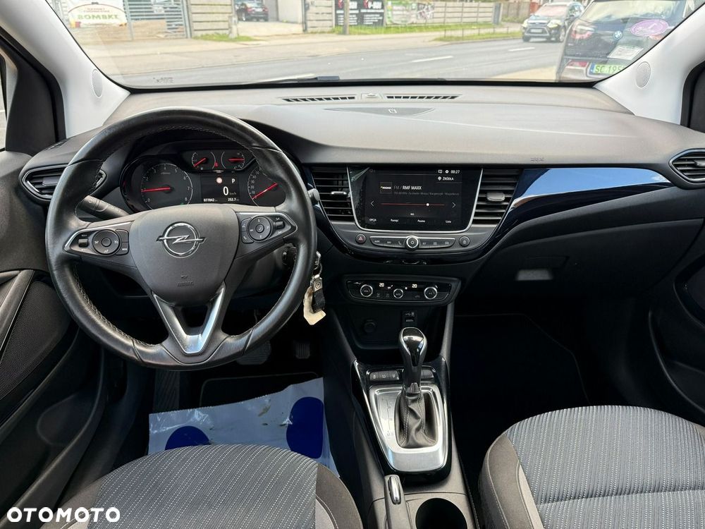 Opel Crossland X - 18
