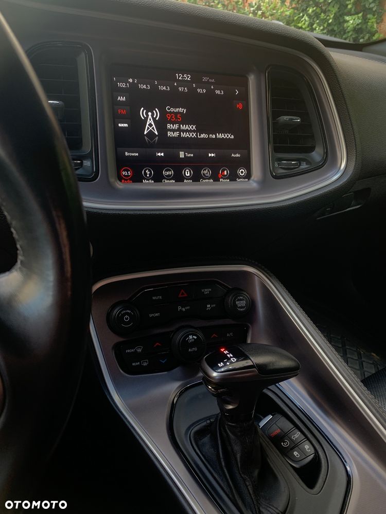 Dodge Challenger 3.6 SXT - 18