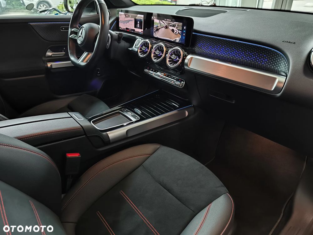 Mercedes-Benz GLB 200 AMG Line 7G-DCT - 14