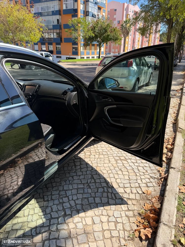 Opel Insignia Sports Tourer - 4