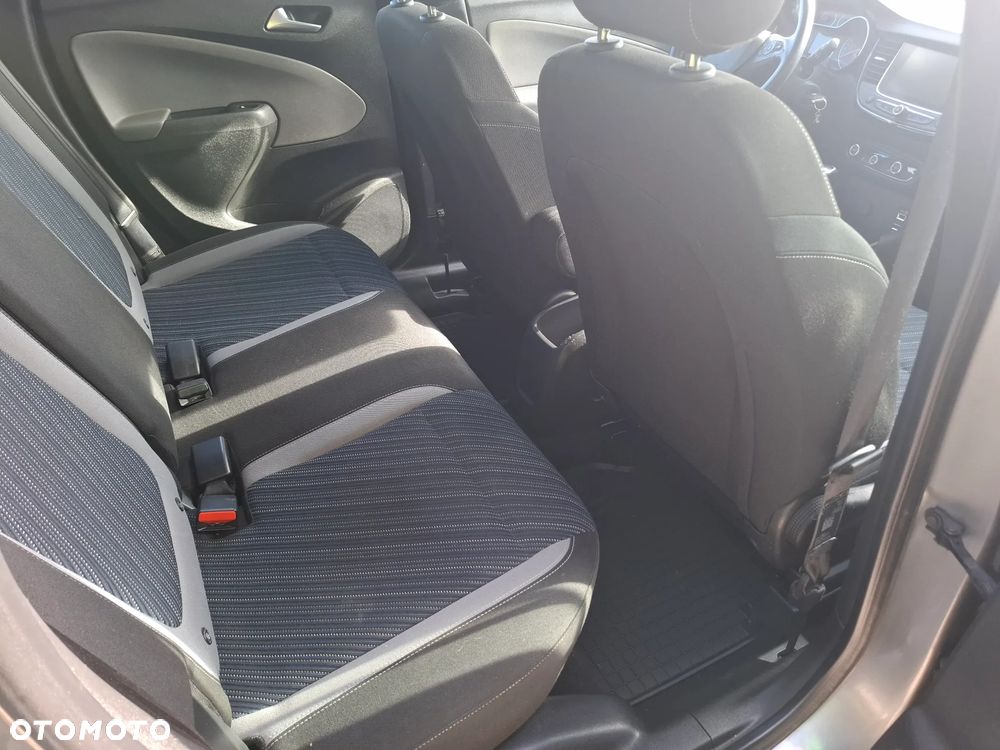 Opel Crossland X 1.2 T Enjoy S&S - 8