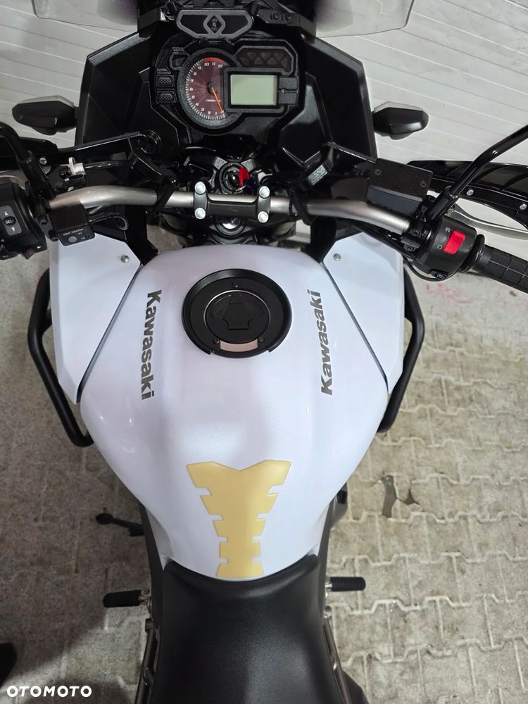 Kawasaki KLE - 26