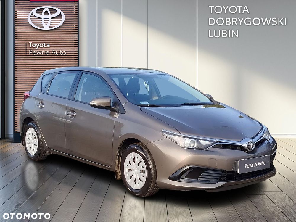 Toyota Auris - 7