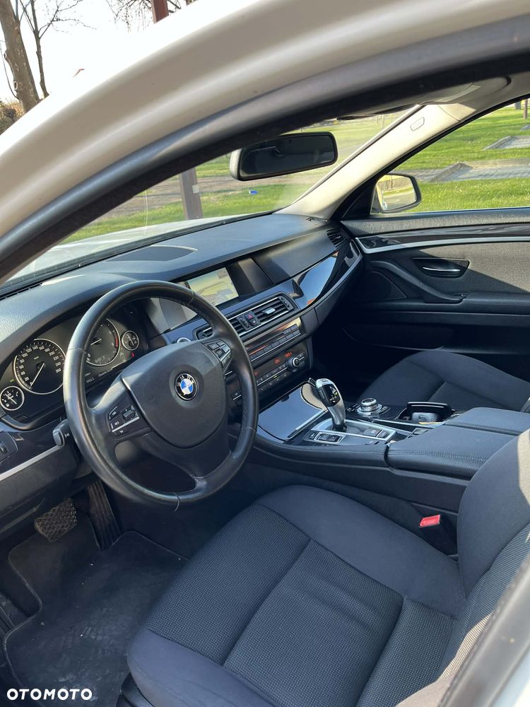 BMW Seria 5 ver-520d - 8