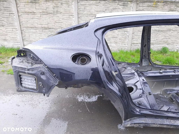 Porsche Panamera 970 DUPA DACH ĆWIARTKA BŁOTNIK