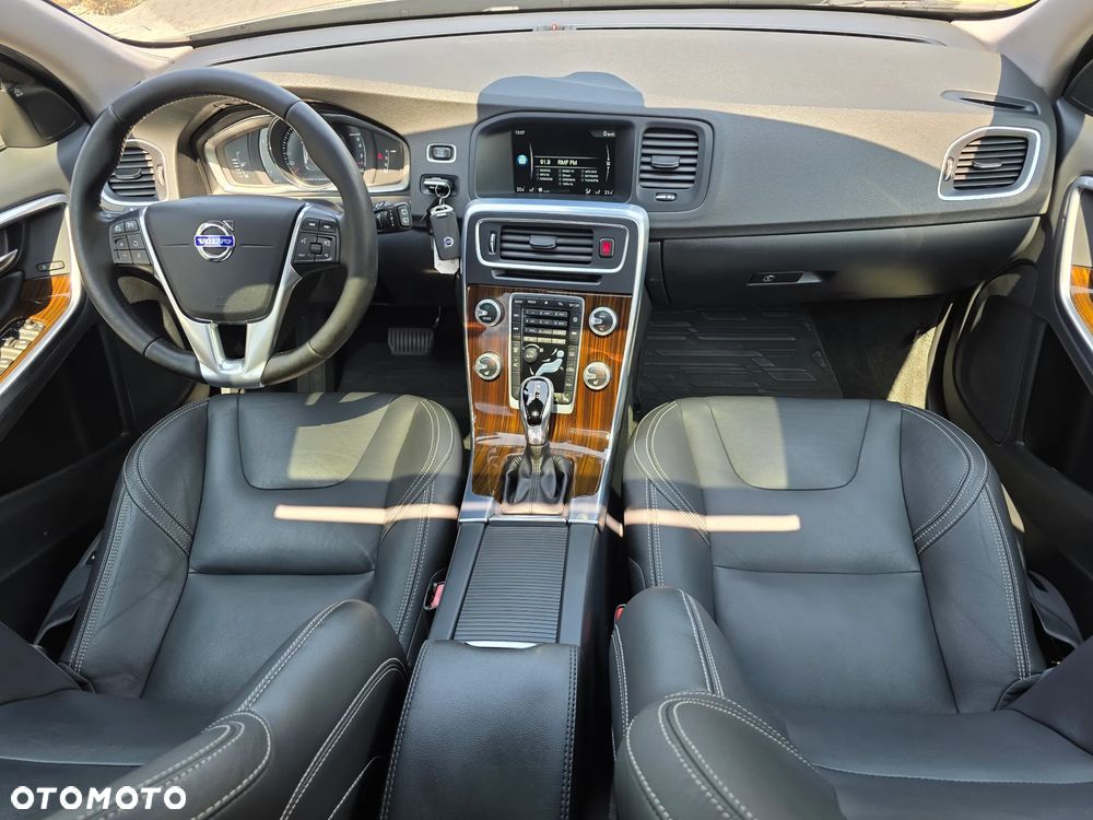 Volvo V60 T5 Geartronic Summum - 7