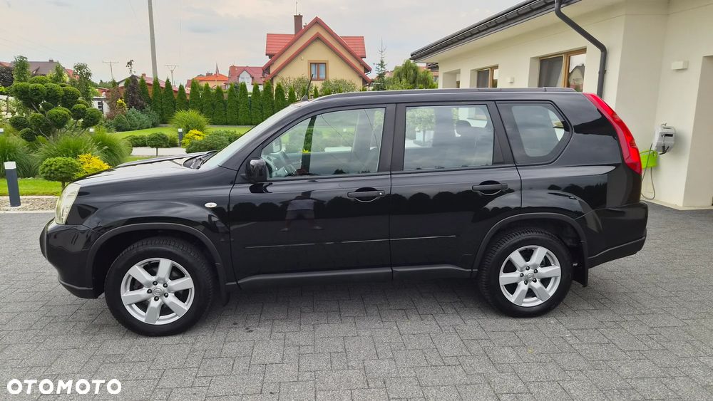 Nissan X-Trail 2.0 dCi 4x4 DPF XE - 2