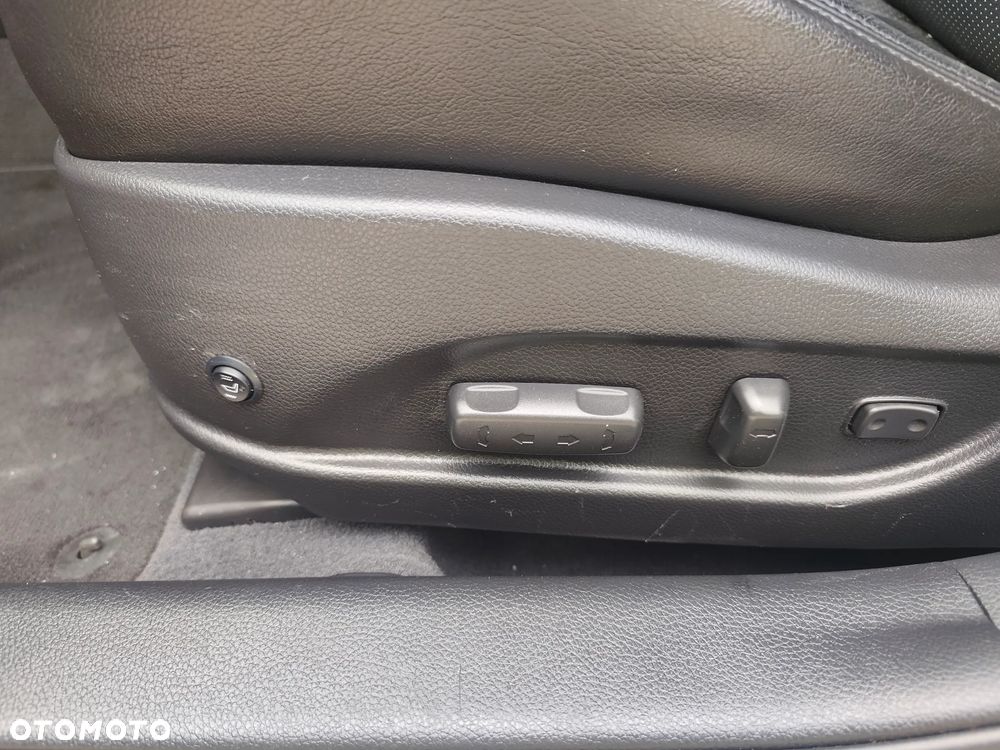 Hyundai i40 1.6 GDI Comfort + - 28