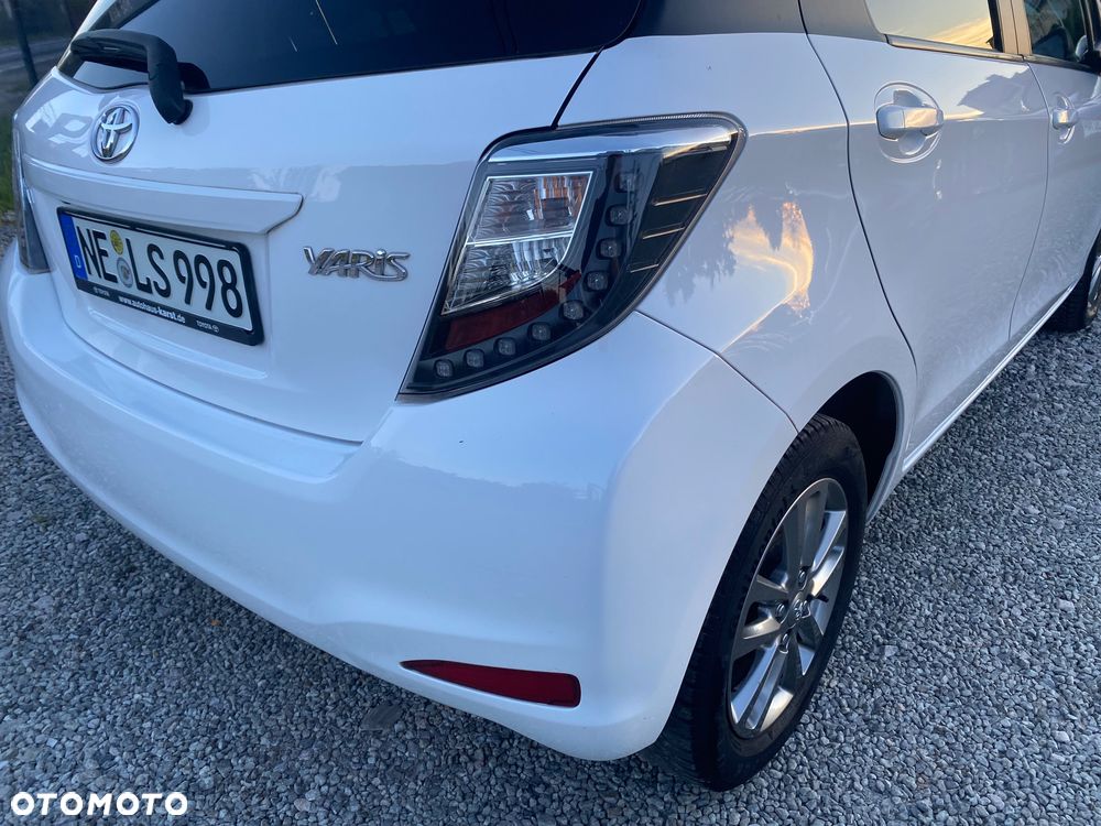 Toyota Yaris 1.33 VVT-i Edition 2014 - 12
