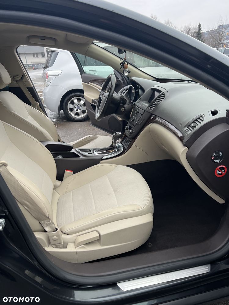 Opel Insignia 2.0 CDTI - 8