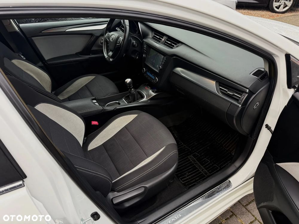 Toyota Avensis 2.0 D-4D Prestige - 13