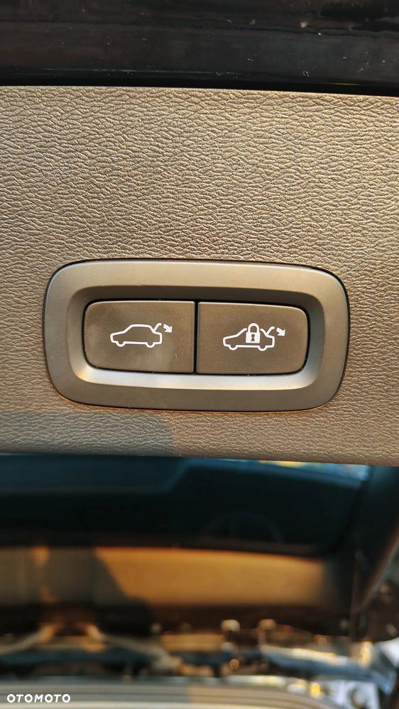 Volvo XC 40 T3 Geartronic Inscription - 26