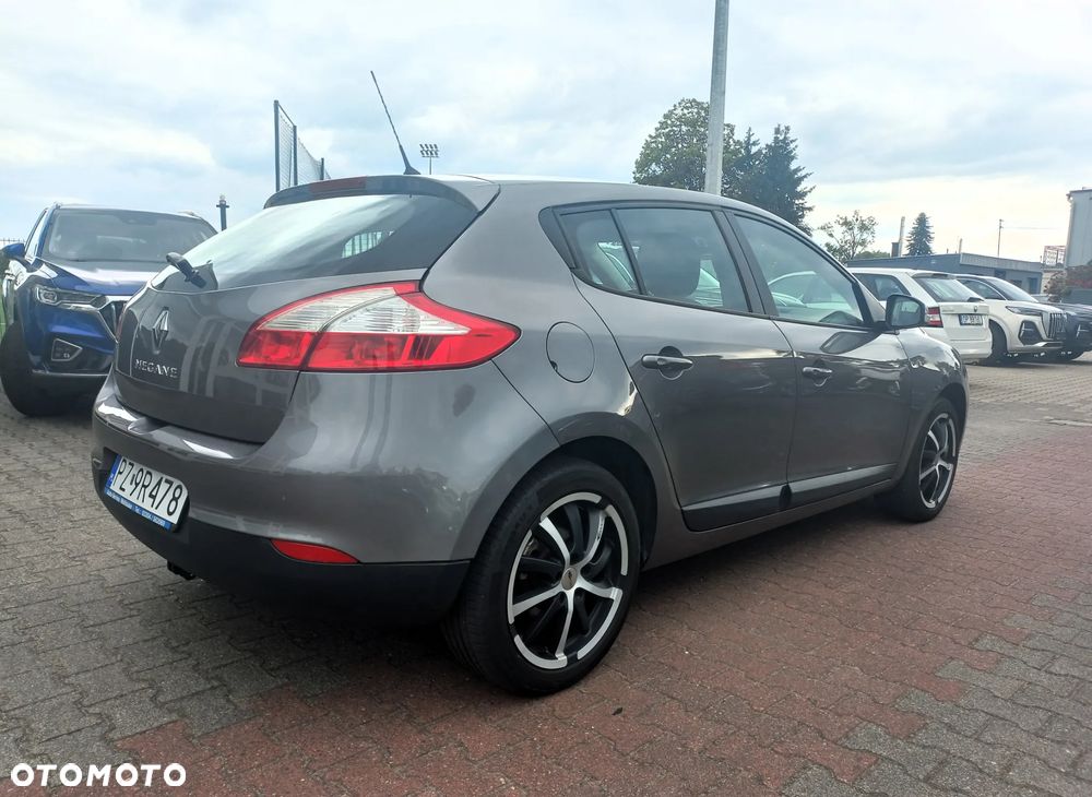 Renault Megane - 7