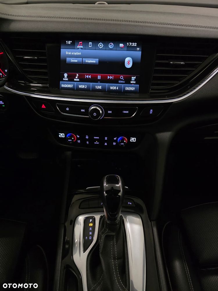 Opel Insignia 2.0 BiTurbo 4x4 Exclusive - 13
