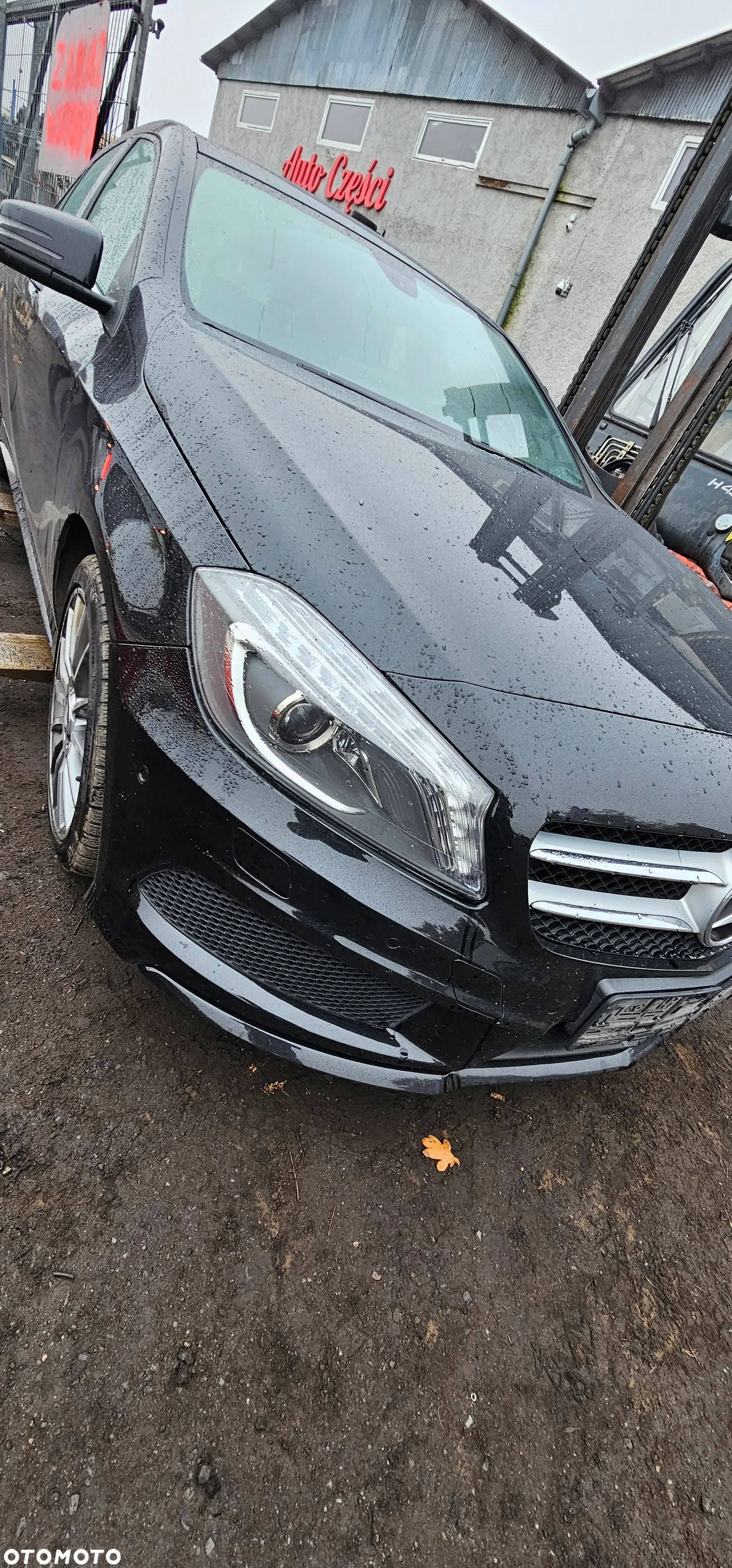 Przód kompletny maska zderzak lampa pas chłodnice 1.6 CGI Mercedes A klasa W176 AMG kolor 696 - 2