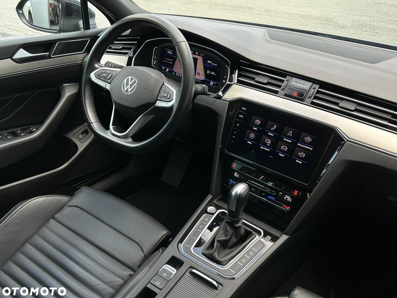 Volkswagen Passat 1.5 TSI EVO Elegance DSG - 17