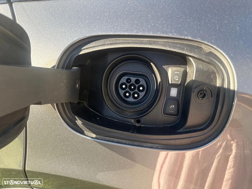 Porsche Cayenne E-Hybrid — fotografia 8