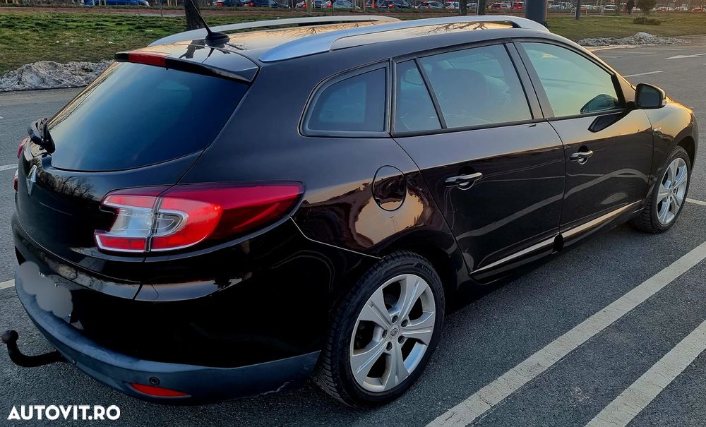 Renault Megane ENERGY dCi 110 Start & Stop Bose Edition - 9